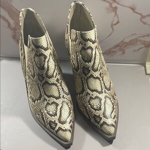 Vince Camuto Beige and Brown Patterned Ankle Boots